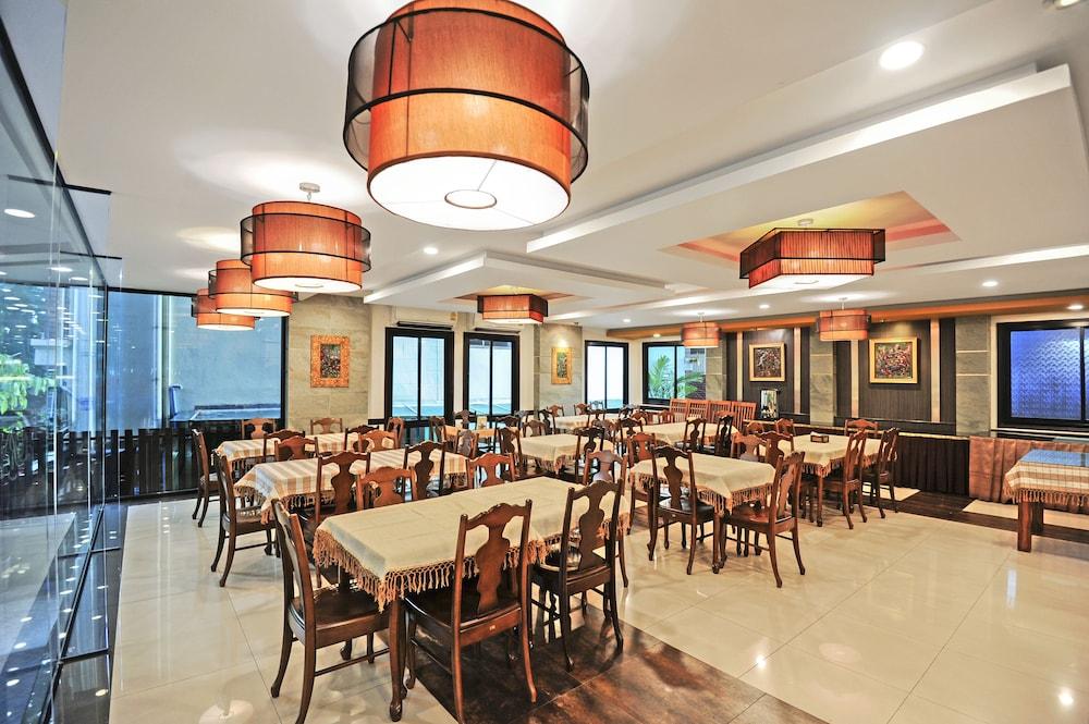Romena Grand Hotel Chiang Mai Dış mekan fotoğraf