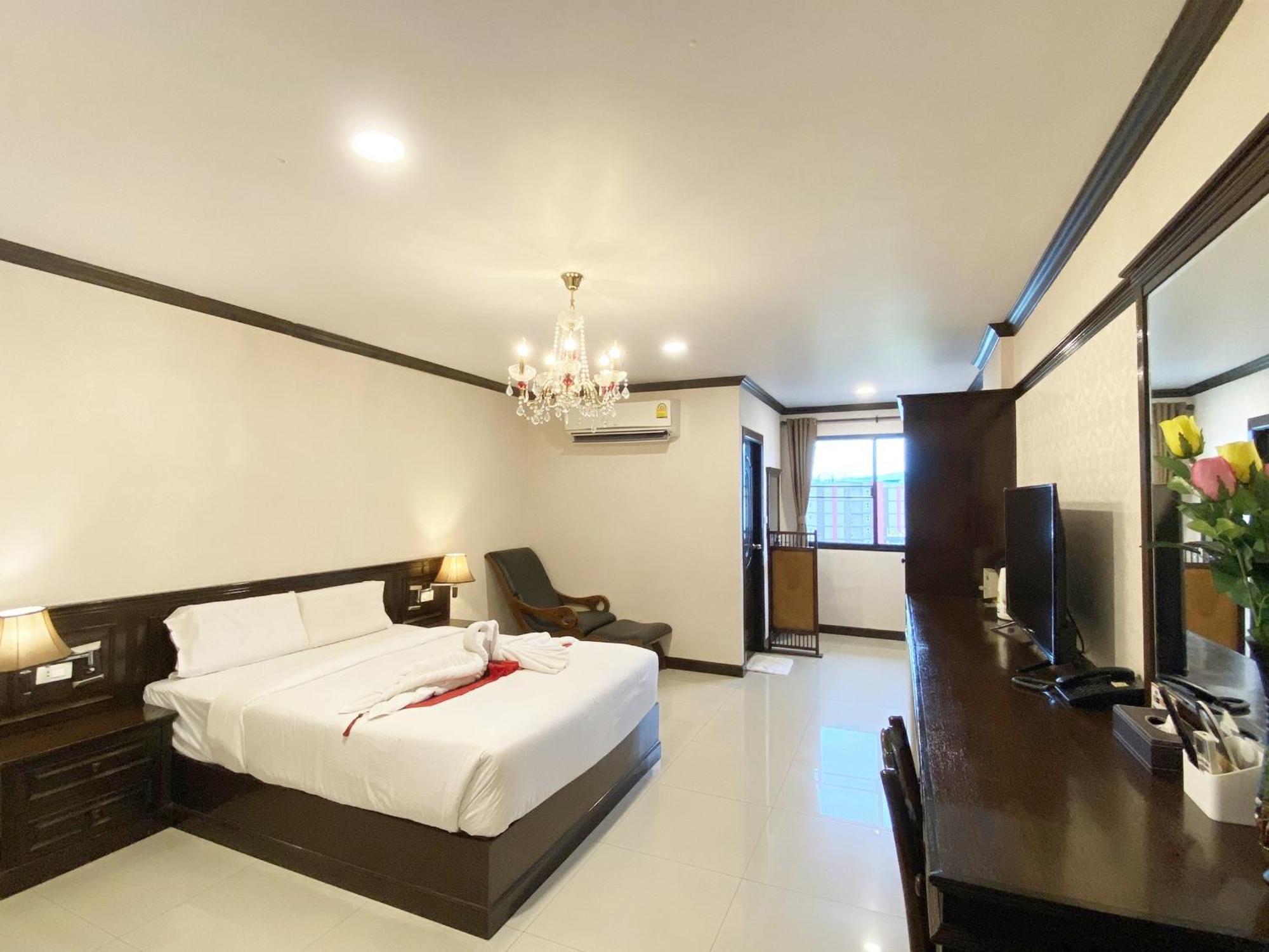 Romena Grand Hotel Chiang Mai Dış mekan fotoğraf