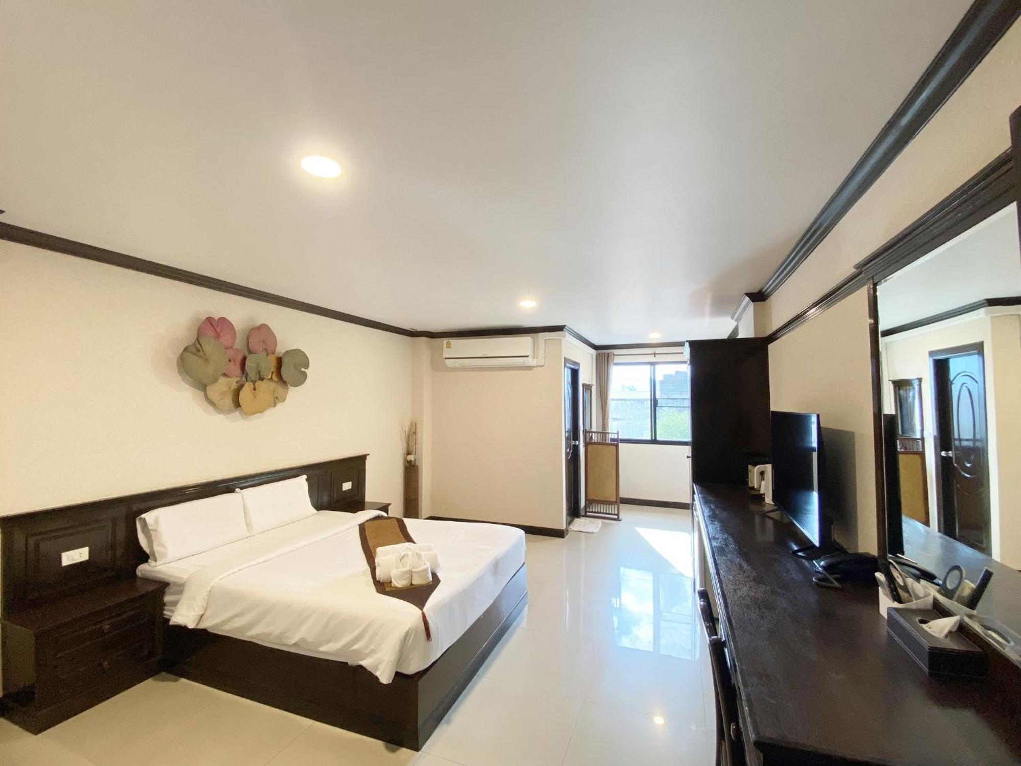 Romena Grand Hotel Chiang Mai Dış mekan fotoğraf