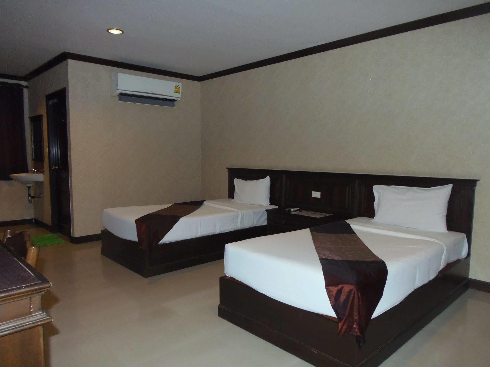Romena Grand Hotel Chiang Mai Dış mekan fotoğraf